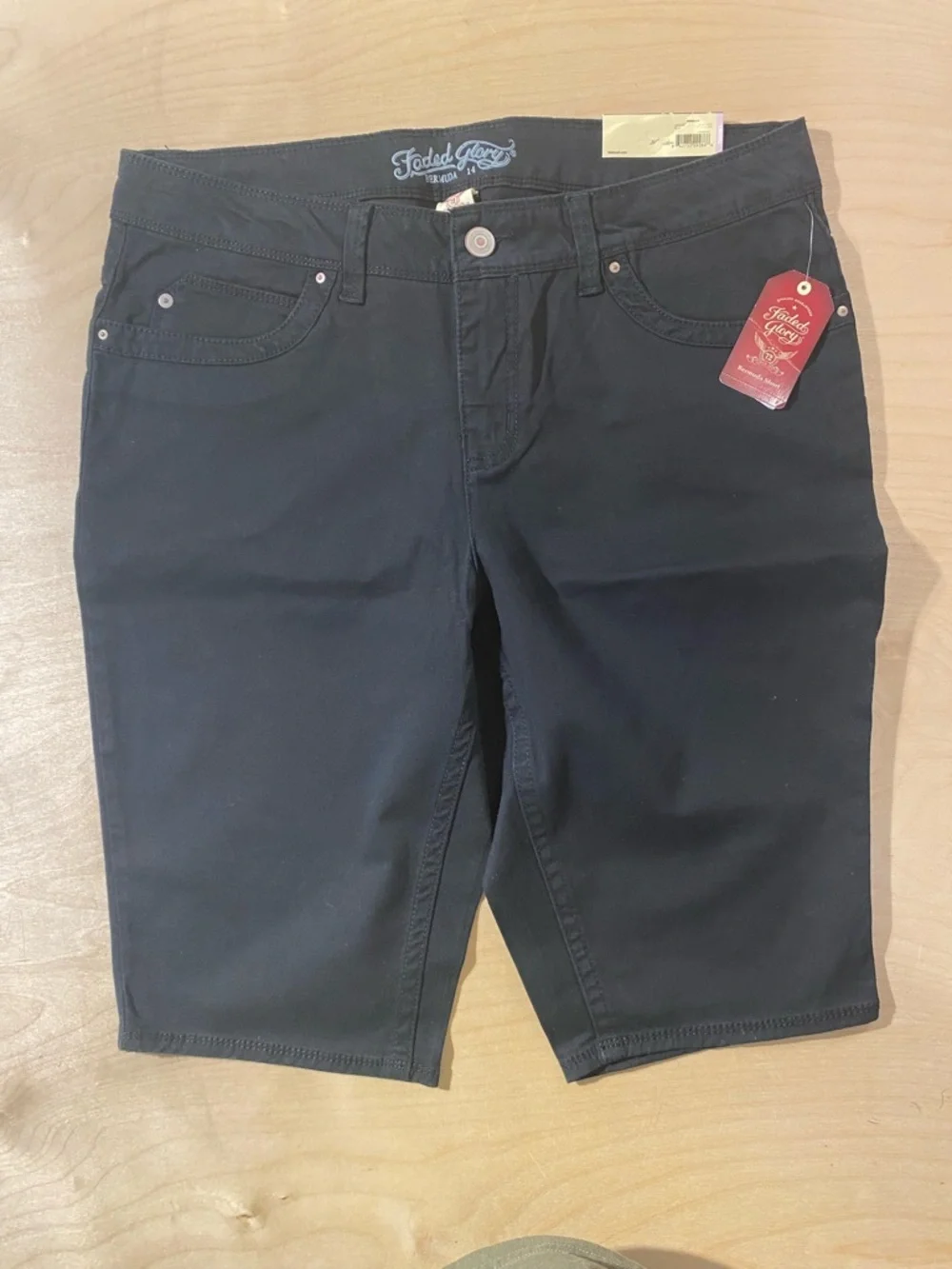 Faded Glory Black Bermuda Shorts 14 (RB)